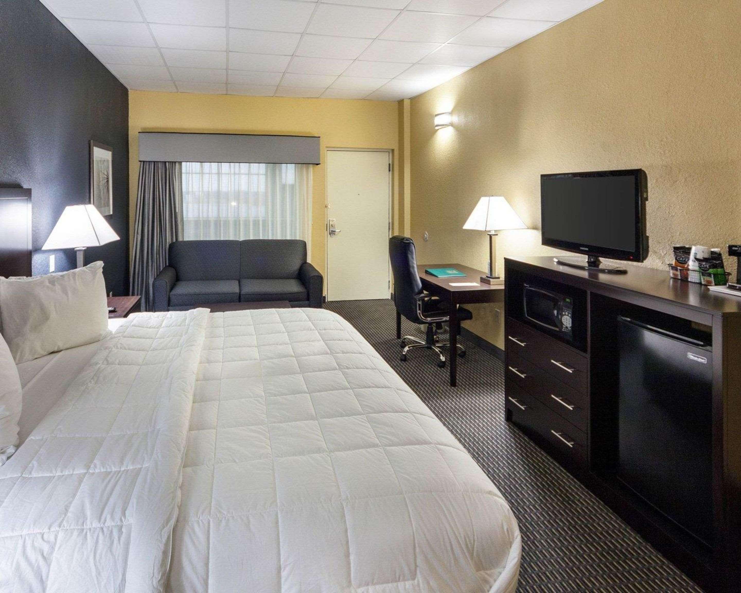 Quality Inn Montpelier Екстер'єр фото