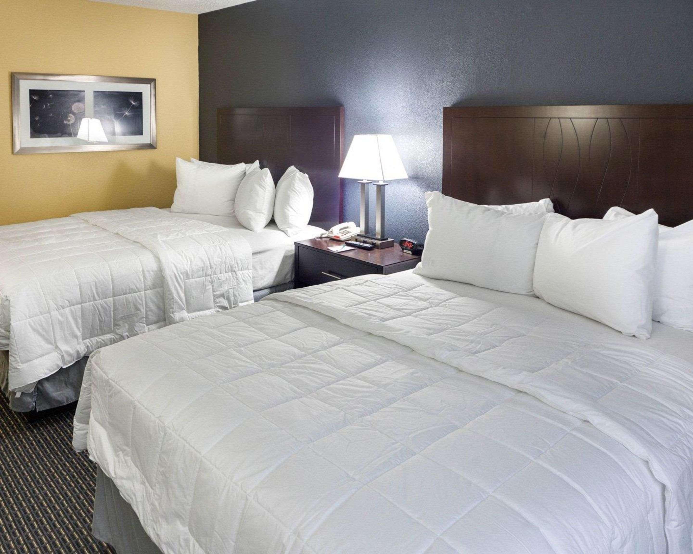 Quality Inn Montpelier Екстер'єр фото