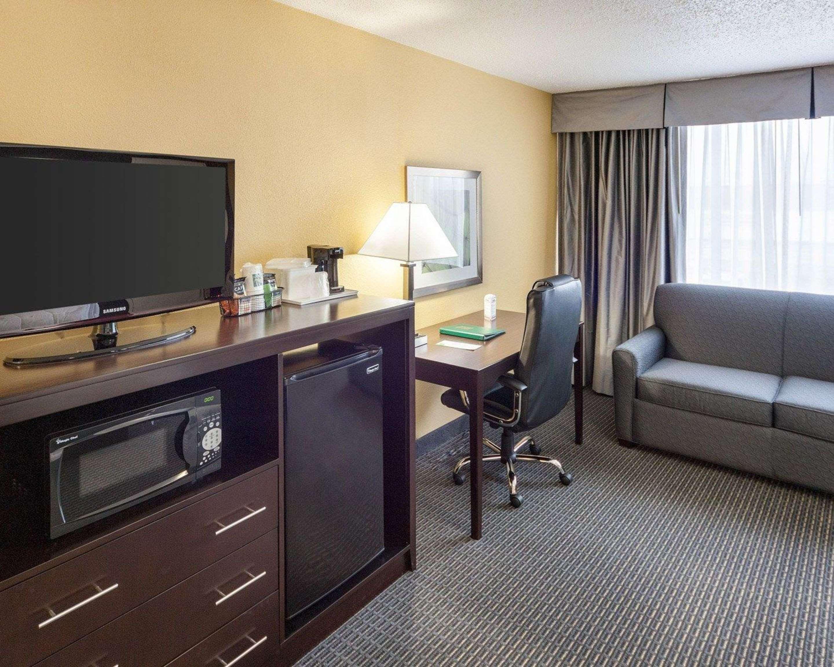 Quality Inn Montpelier Екстер'єр фото