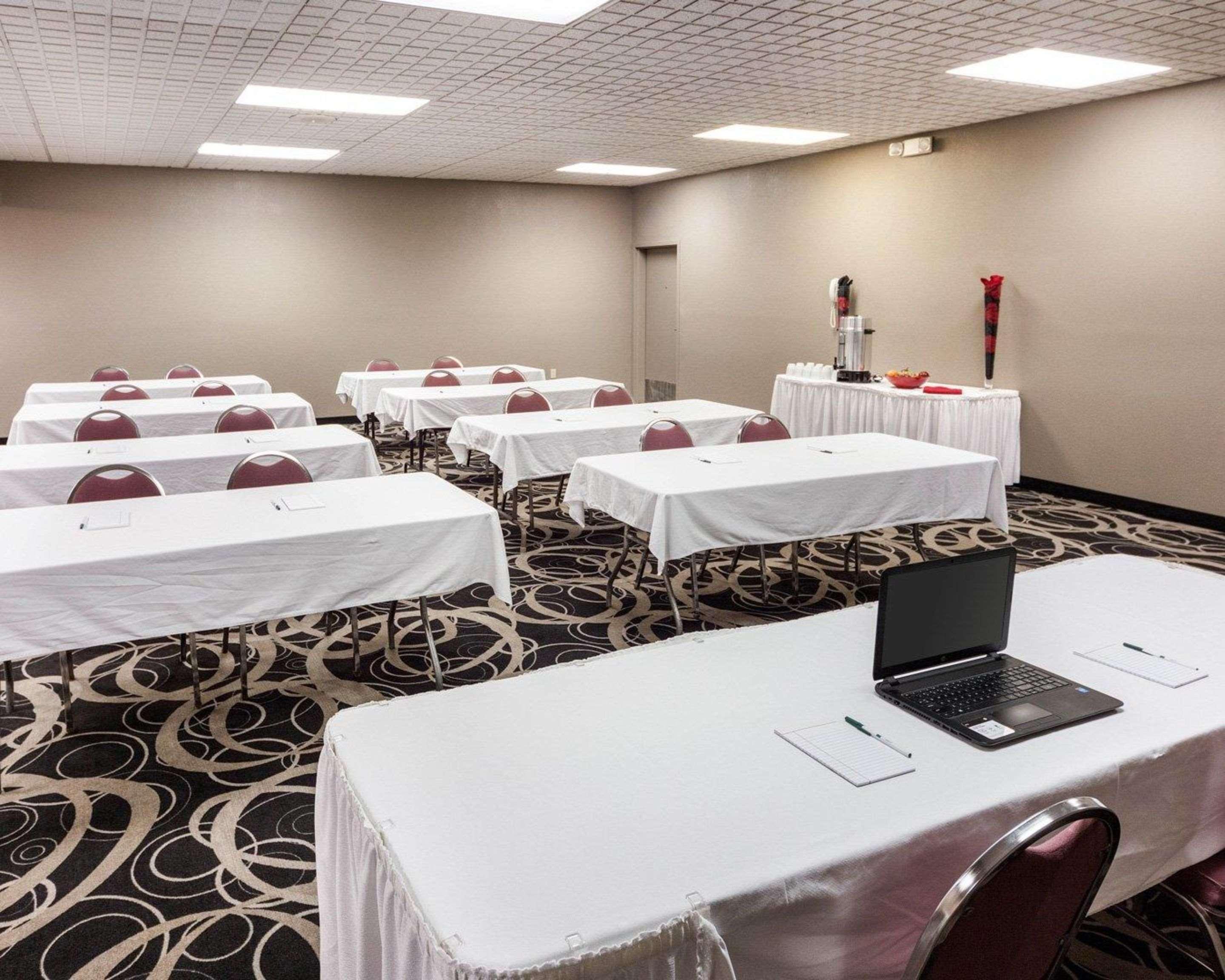Quality Inn Montpelier Екстер'єр фото
