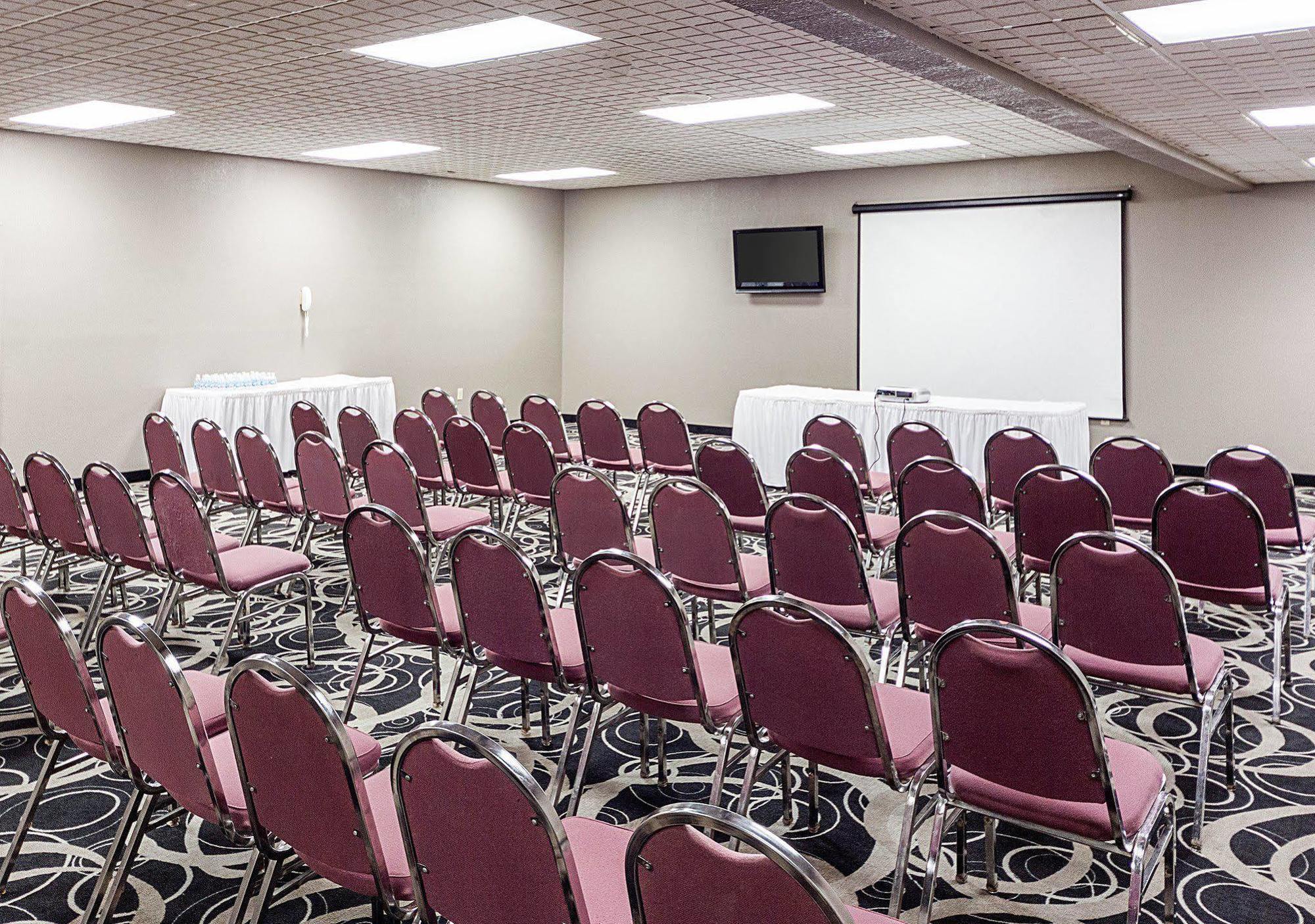 Quality Inn Montpelier Екстер'єр фото